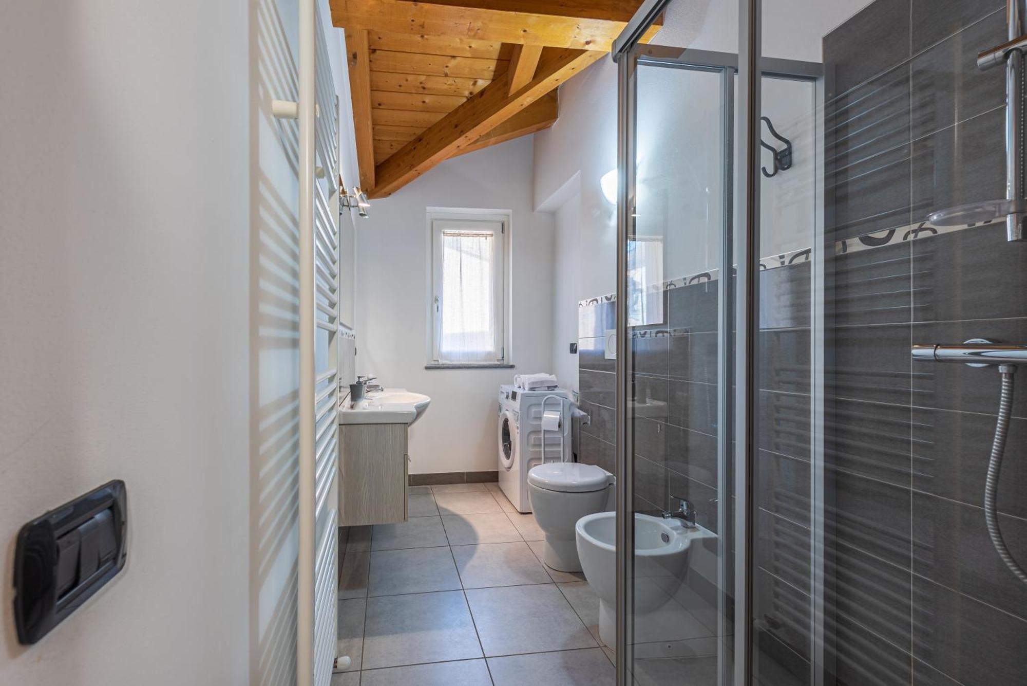 In Piazzetta Holiday Apartments, Barolo Exterior photo
